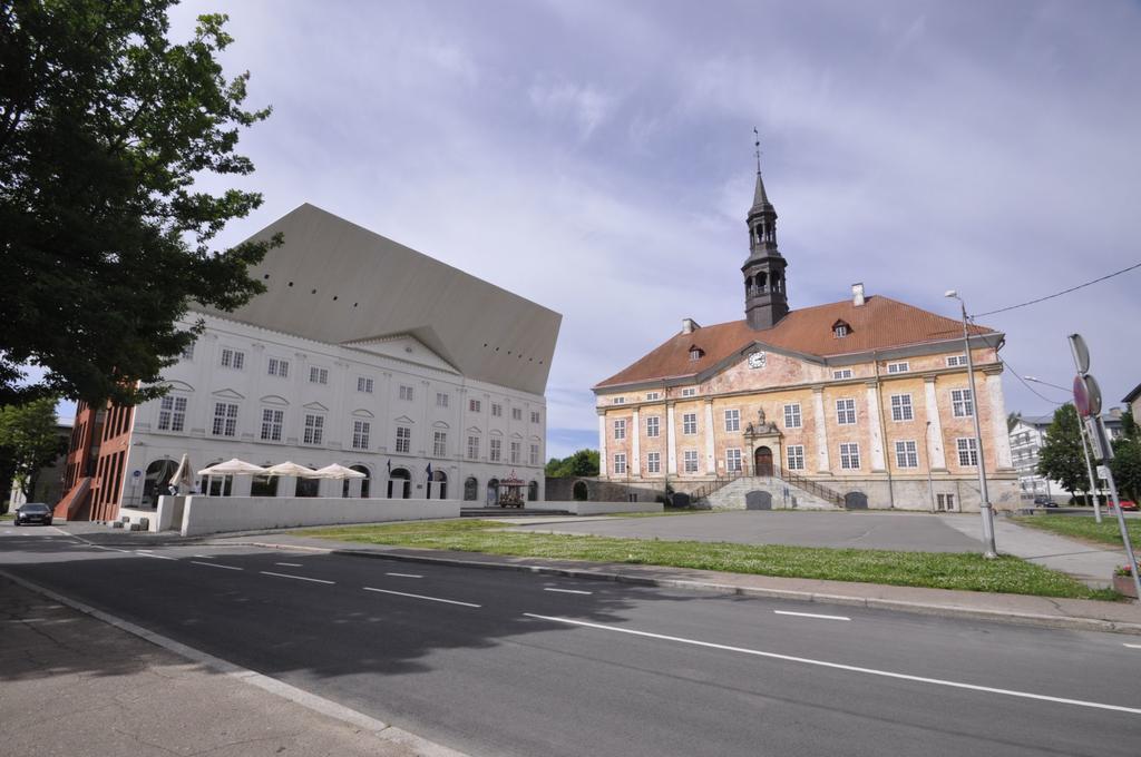 Grafovi Apartments Narva Bilik gambar